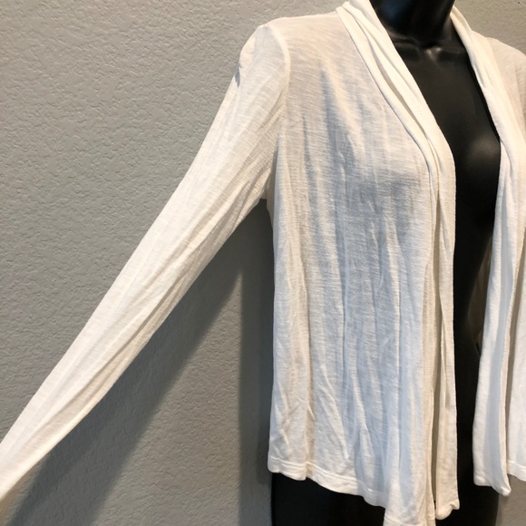 SOLD! H&M Longsleeve White Cover Up - Picture 3 of 5